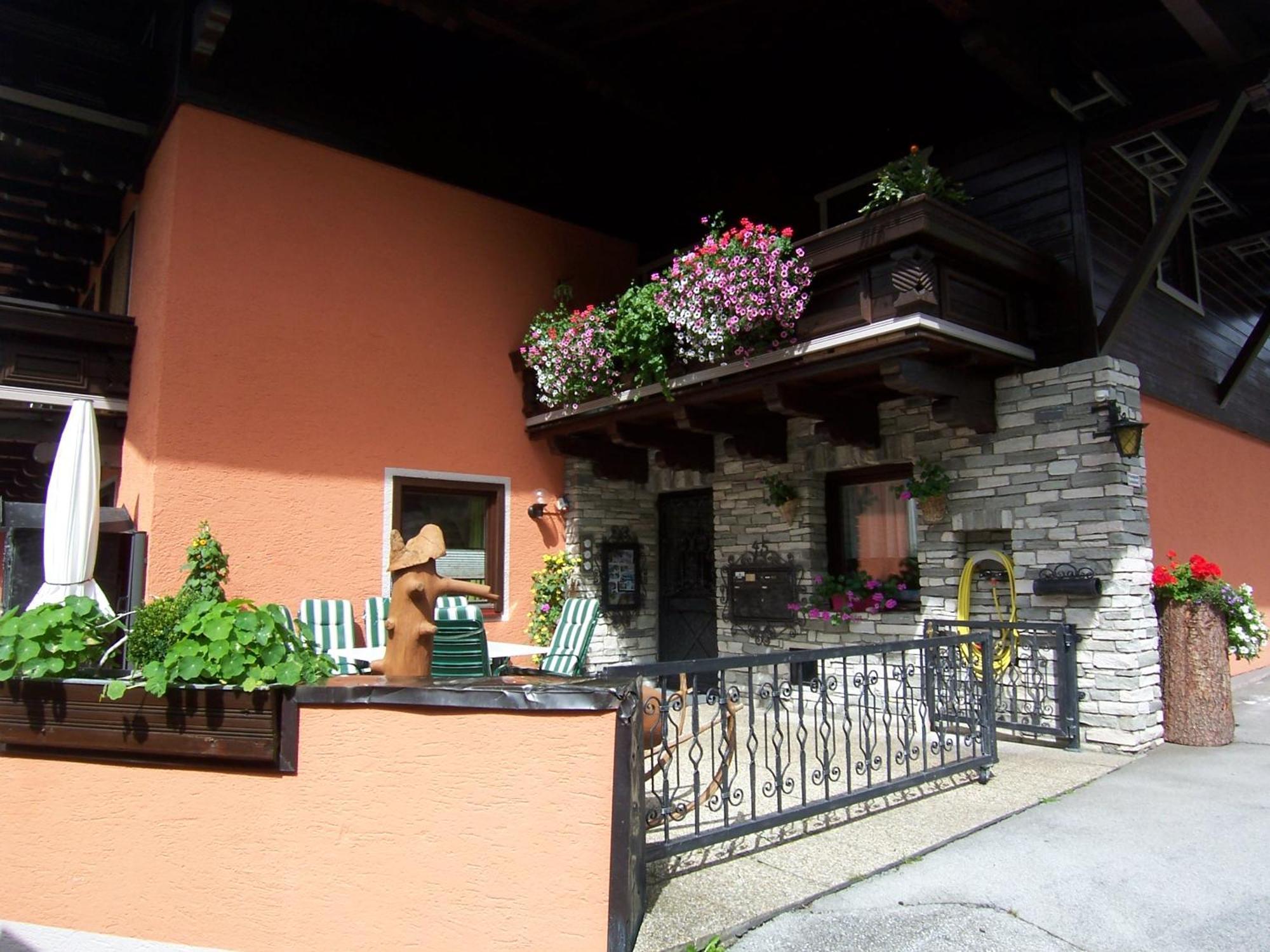 Fruehstuecks- Pension Sonnblickhof Rauris Exterior foto
